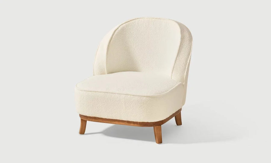 Madura Armchair – view 3